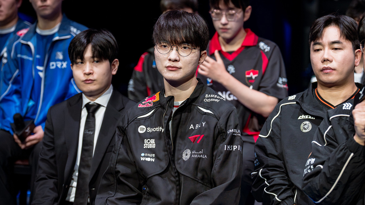 KT Rolster vs T1